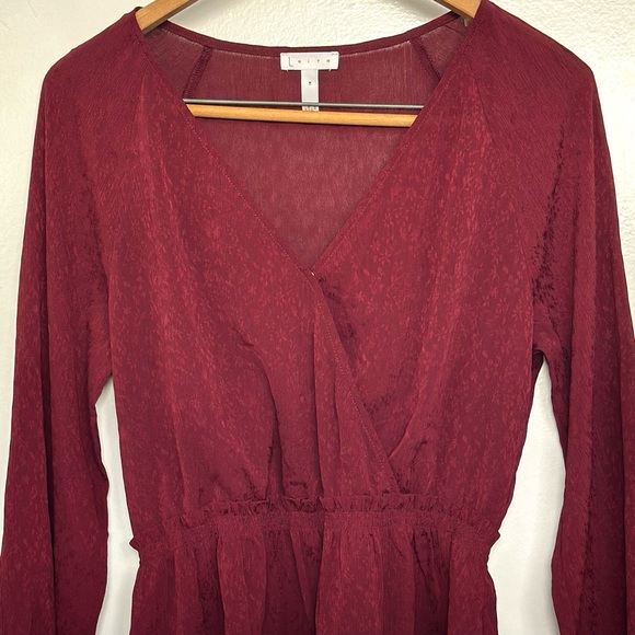 LEITH Silky Blouse in Burgundy MED Peplum Long Sleeve Top - Picture 5 of 10